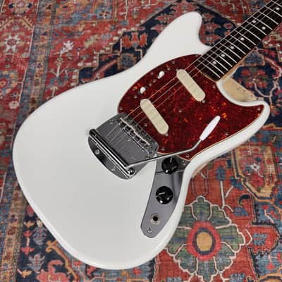 Fender Mustang Traditional 60's Olympic White Rosewood image 2