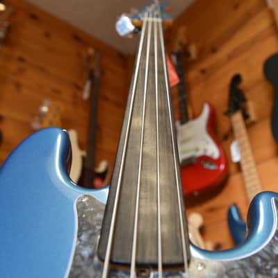 Fender Tony Franklin 4 String Fretless Precision Bass in Lake Placid Blue image 5