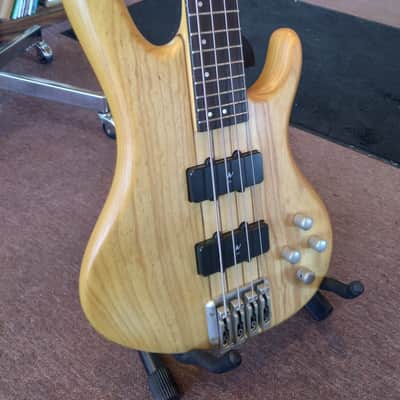 Washburn RB4000 Natural Satin image 3