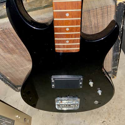 Memphis B-2 Short Scale Bass Guitar 1980's image 2