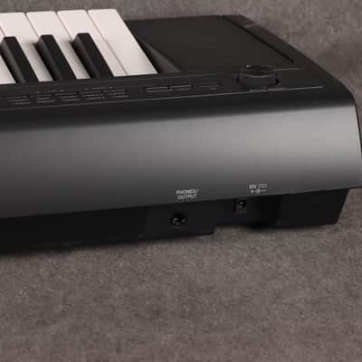 Yamaha Piaggero NP32 Digital Keyboard - 2nd Hand image 9