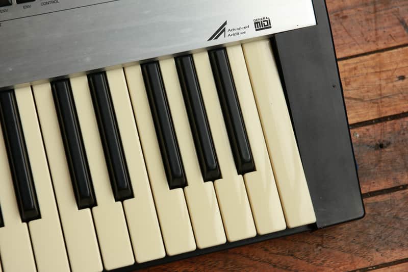 Kawai K5000W 61-Key Advanced Additive Digital Synthesizer | Reverb