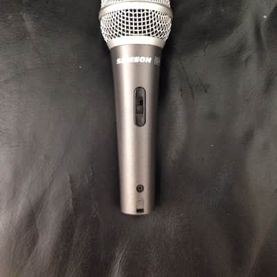 Samson Q4 Supercardioid Dynamic Mic