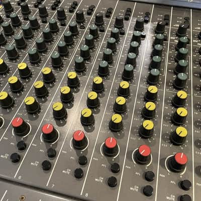 Alice Stancoil 12/4  vintage analogue mixing console image 3