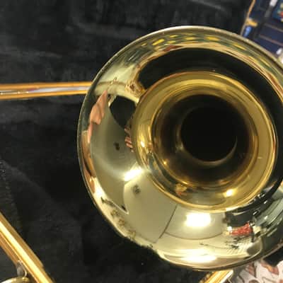 Bach TR300H2 Premium Bb Student Trumpet 2019 - Lacquer image 7