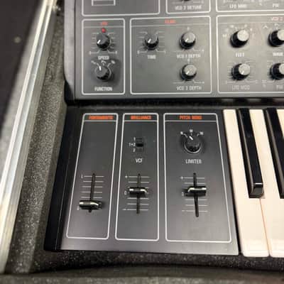 Yamaha CS-15 Duophonic Synthesizer 1978 - 1982 - Black image 3