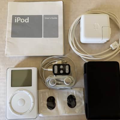 Apple iPod 20GB Firewire image 2