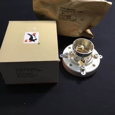 NOS E.F. JOHNSON  123-209-200 VACUUM TUBE Sockets *PRICE PER* Qty: 30 Available image 1