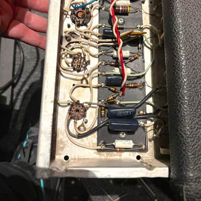 Fender Vibro Champ 1977 230V import version image 10