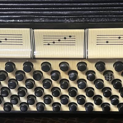 Hohner Verdi III M Piano Accordion – Vintage 1950s, Black image 8