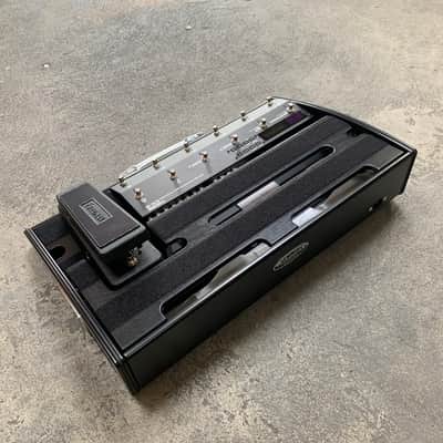 Schmidt Array SA600W ES8 Black - Pedalboard for BOSS ES-8 Switcher and Wah Pedal, Two-Deck Design image 11