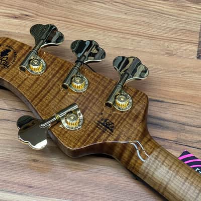Music Man Stingray 50th Anniversary  - Molten Gold image 19