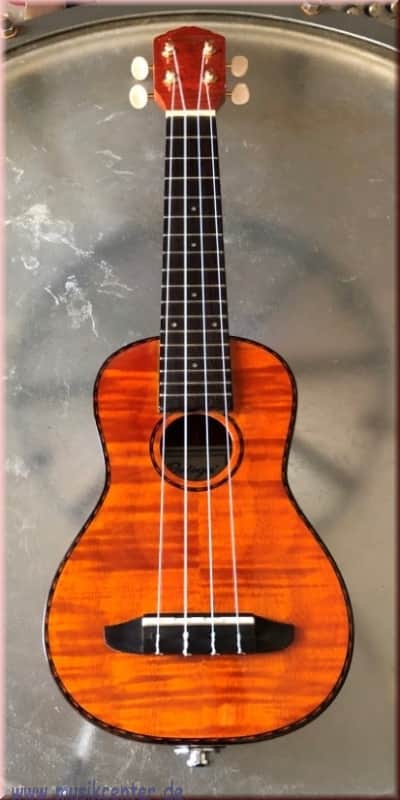 Ortega RUE10FMH Sopran Ukulele geflammtes Mahagoni TA image 1