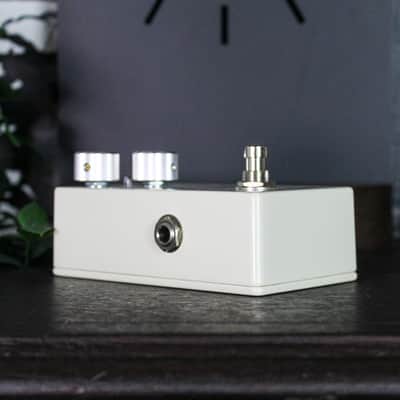 Preowned Big Ear Pedals Loaf Fuzz Pedal w/ Box image 4