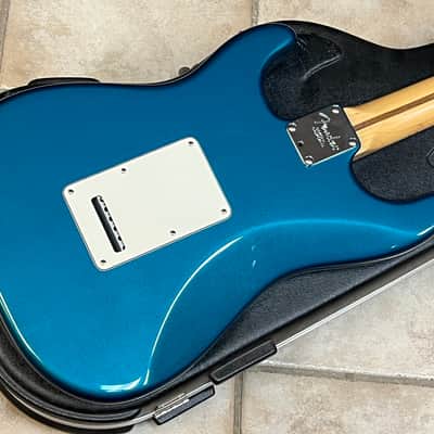 2000 Fender American Stratocaster Aqua Marine Metallic image 5