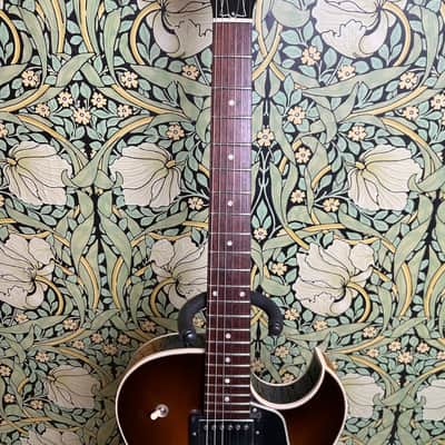 Gibson Limited Edition ES-135 Tobacco Burst 2000 image 9