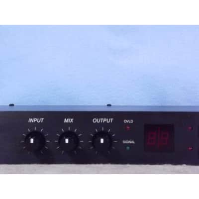 Alesis Midiverb II 16-Bit Digital Effects image 3