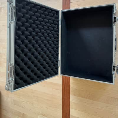 Pedaltrain Classic JR with Tour Case 2010s - Black image 8