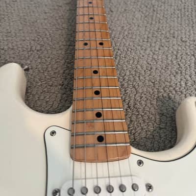Fender Player Stratocaster with Maple Fretboard 2018 - 2024 - Polar White Bild 5