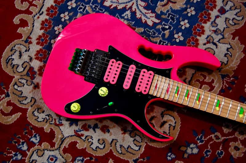 1988 Ibanez JEM777SK Shocking Pink