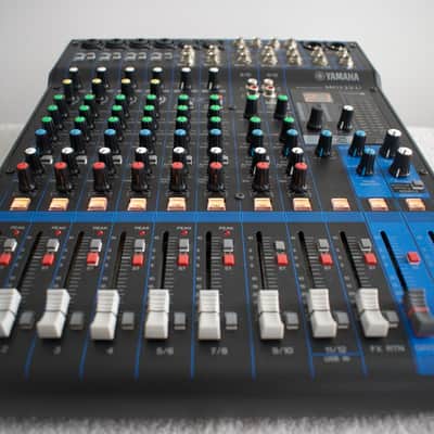 Yamaha MG12XU 12-Channel Analog Mixer 2016 - Present - Black image 7