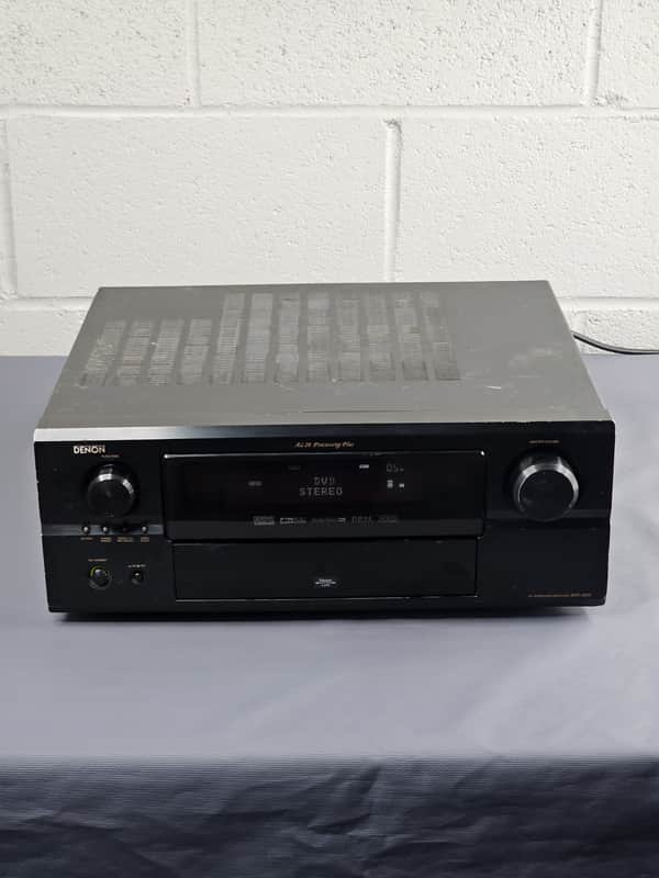 Denon AVR-3805 AV Surround Receiver - 7.1 Channel 120 full-range watts No Remote - Black image 1