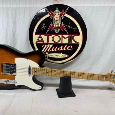 Fender American Telecaster Guitar 2001 - 2-Color Sunburst / Maple neck image 1