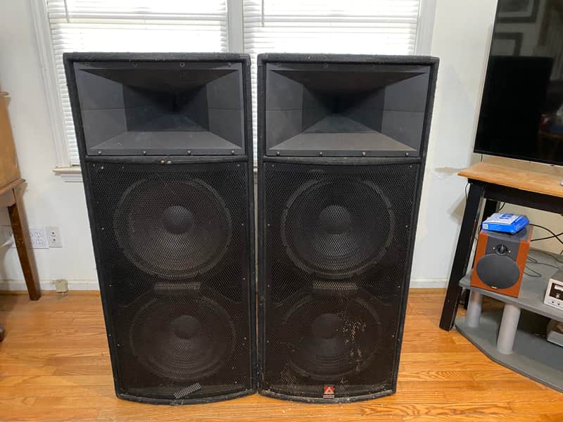 Peavey TLS 4 2x15