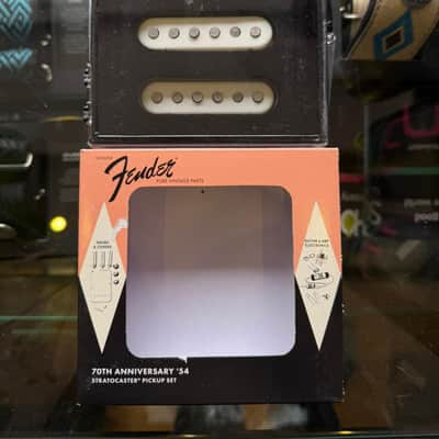 Fender 70th Anniversary '54 Stratocaster® Pickup Set image 1