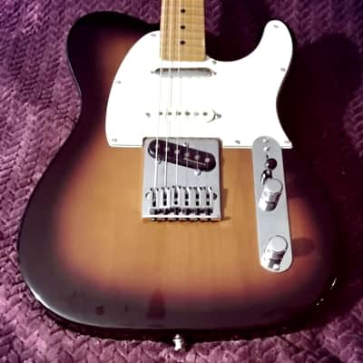 Fender Player Plus Nashville Telecaster with Maple Fretboard 2021 - Present - 3-Color Sunburst image 20