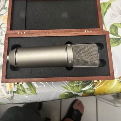 Neumann U 87 Ai Large Diaphragm Multipattern Condenser Microphone 1986 - Present - Nickel image 2