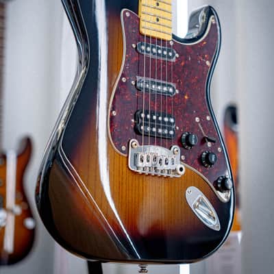 G&L Tribute Legacy HSS 3-Tone Sunburst MP image 2
