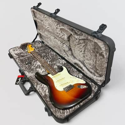 Fender American Ultra Stratocaster USA Electric Guitar 2024 - Ultraburst image 11