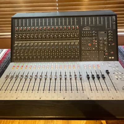 Audient Zen Analogue Mixing Console With Fader Automation image 3