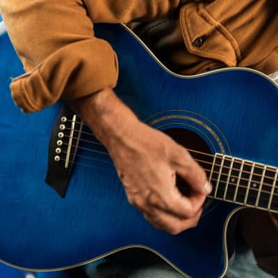 Washburn EA15TBL | Festival Series Mini Jumbo Cutaway Acoustic / Electric Guitar, Flame Transparent Blue image 6