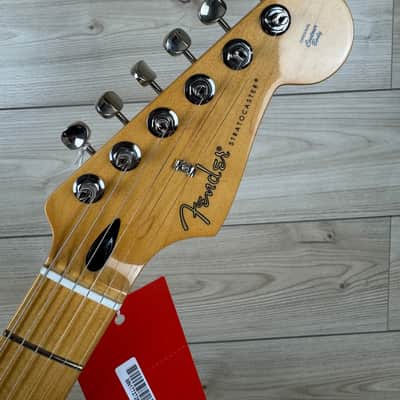 Fender Player II Stratocaster Electric Guitar Maple Fingerboard, Polar White image 5