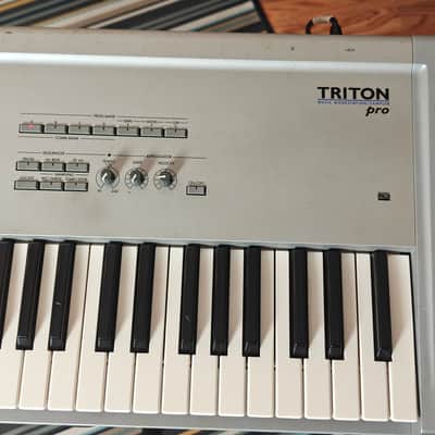 Korg Triton Pro 76 key Keyboard Synthesizer image 16