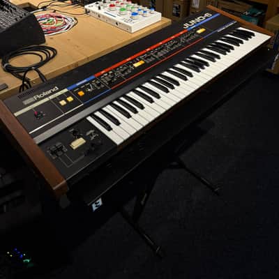 Roland Juno-6