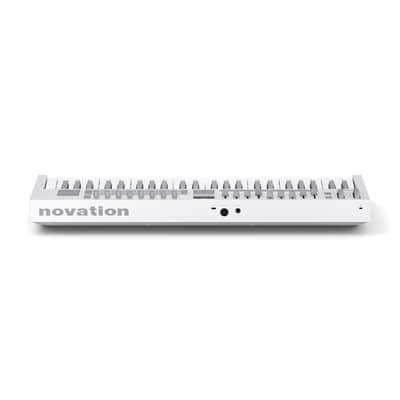 Novation Launchkey 49 Mk4 - White image 5