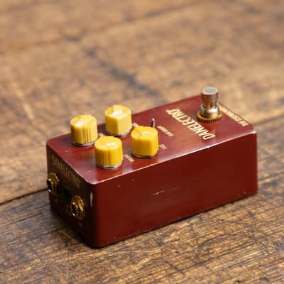 Danelectro The Eisenhower Fuzz 2019 - Red image 5