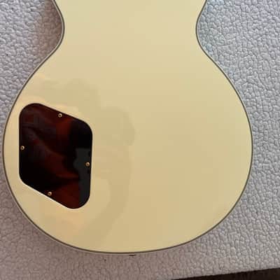 Gibson Les Paul Custom 2008 - Alpine White, pin stripe image 8
