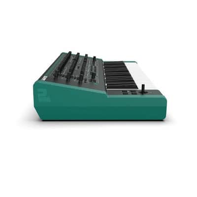 PWM Mantis 4-Voice Polyphonic Hybrid-Analogue Synthesiser image 5