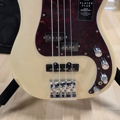 Fender Player Plus Precision PJ Bass BRAND NEW 4-String Active EQ Preamp Precision Jazz PJ Professional Pro Bass Guitar Noiseless Pickups Olympic Pearl White image 23