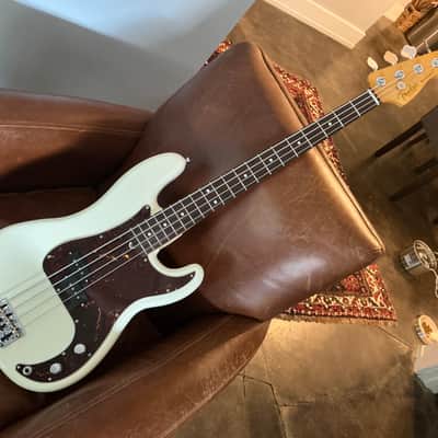 2025 Fender American Professional II Precision Bass - Olympic White image 1