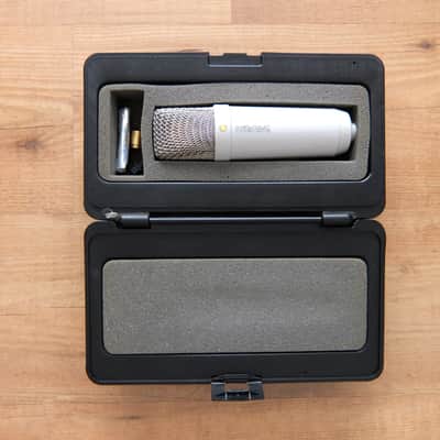 Rode NT1 (Original first version, with case and warranty) image 1