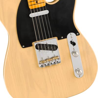 FENDER "75th Anniversary American Vintage II 1951 Nocaster®, Maple Fingerboard, Blonde" HARDCASE