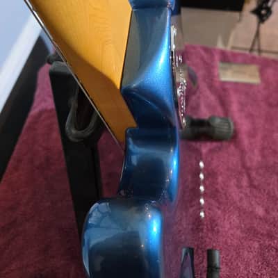 Fender American Professional II Precision Bass V with Maple Fretboard 2020 - Present - Dark Night image 6