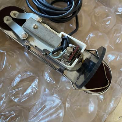 Vintage DeArmond Model RHC-B Soundhole Pickup 1960s - White w Chrome RHC-B 1960s - Chrome image 6