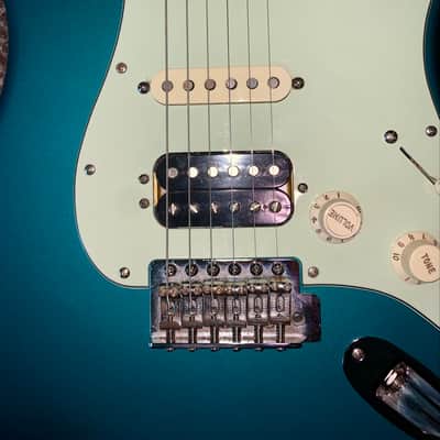 2015 Fender Deluxe Lone Star hss Stratocaster, Maple Fingerboard, Ocean Turquoise electric guitar image 5