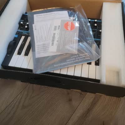 Novation Bass Station II 25-Key Monophonic Synthesizer 2013 - Present - Black OPEN BOX MINT!